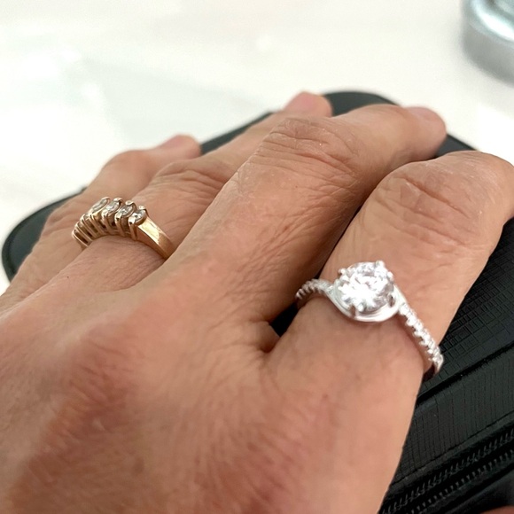 Elegant Diamond 14KGP Ring - Picture 5 of 5